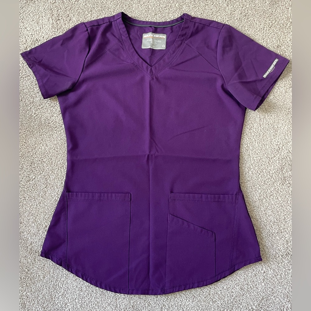 Skechers “Vitality” Scrub top
